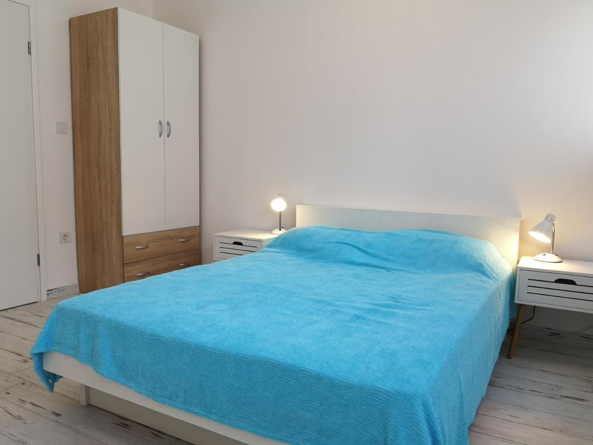 Apartmani Mentha & Lipa Novi Vinodolski Exterior foto