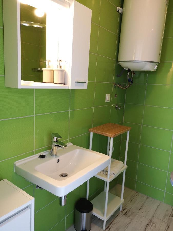 Apartmani Mentha & Lipa Novi Vinodolski Exterior foto