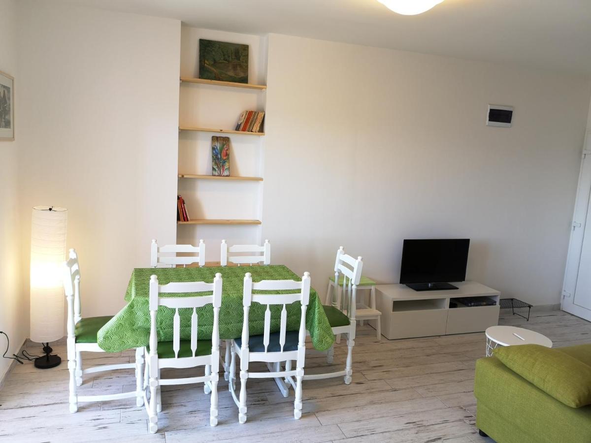 Apartmani Mentha & Lipa Novi Vinodolski Exterior foto
